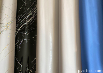 İç Yüzey Dekorasyonu İçin Yüksek Parlak 0.18mm PVC Mobilya Folyo Ruloları