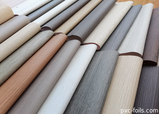 Foshan Ahşap Tanesi Kendine Yapışkan PVC Mobilya Dikkate Alınması