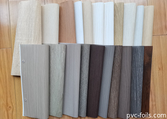 Kapı profilleri için yüksek kaliteli ahşap taneler etkisi PVC laminatör filmi