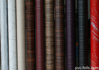 0.10mm Mebel Mutfak Kapıları için Yüksek Parlaklıklı PVC Laminat Filmi