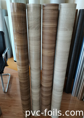 Yüksek Parlaklıklı PVC Mobilya Film Ruloları Kabine Kapısı Membran Baskı için