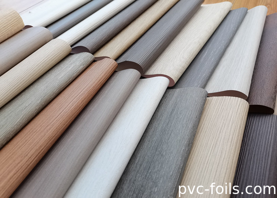Foshan Ahşap Tanesi Kendine Yapışkan PVC Mobilya Dikkate Alınması