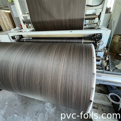 Siyah Ahşap Tanesi Çıkartılmış PVC Dekoratif Folyo MDF Dolabı Kapısı Vakum Membran Baskı için